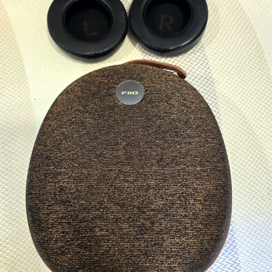 Fiio FT7 planar headphones, like-new condition