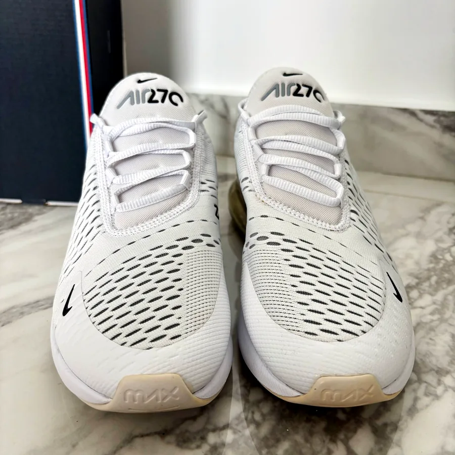 Nike Air Max 270 белые, размер 42,5