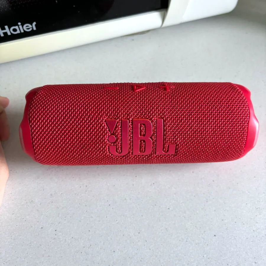 JBL Flip 7 красная