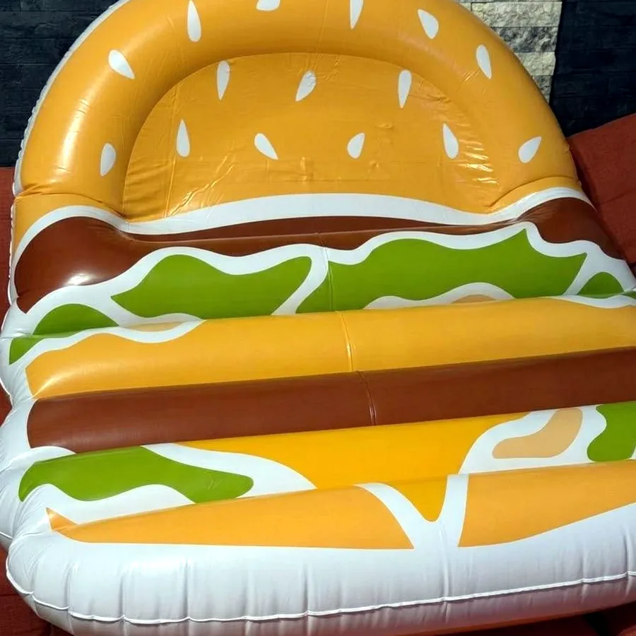 Надувной матрас для плавания из McDonald's