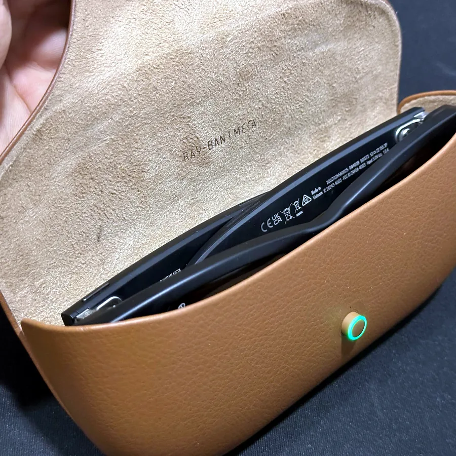 Очки Meta x Ray-Ban Wayfarer с камерой, размер M