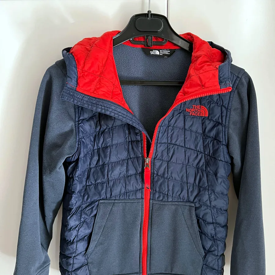 Детская куртка The North Face, рост 140-150