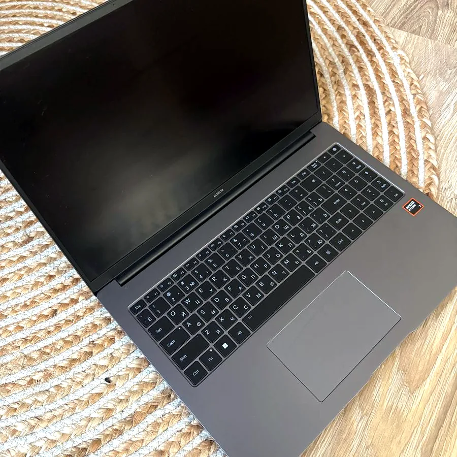 Honor MagicBook X16 Plus 2024, Ryzen 7, 16 ГБ