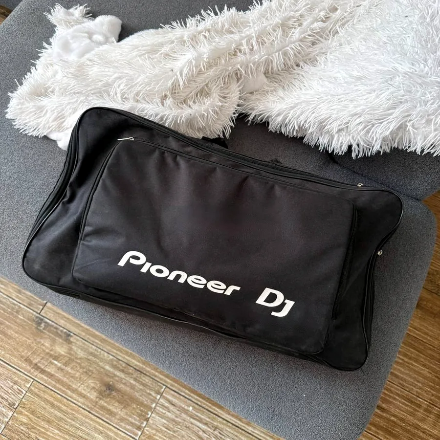 Pioneer DJ DDJ-FLX4, пульт в хорошем состоянии
