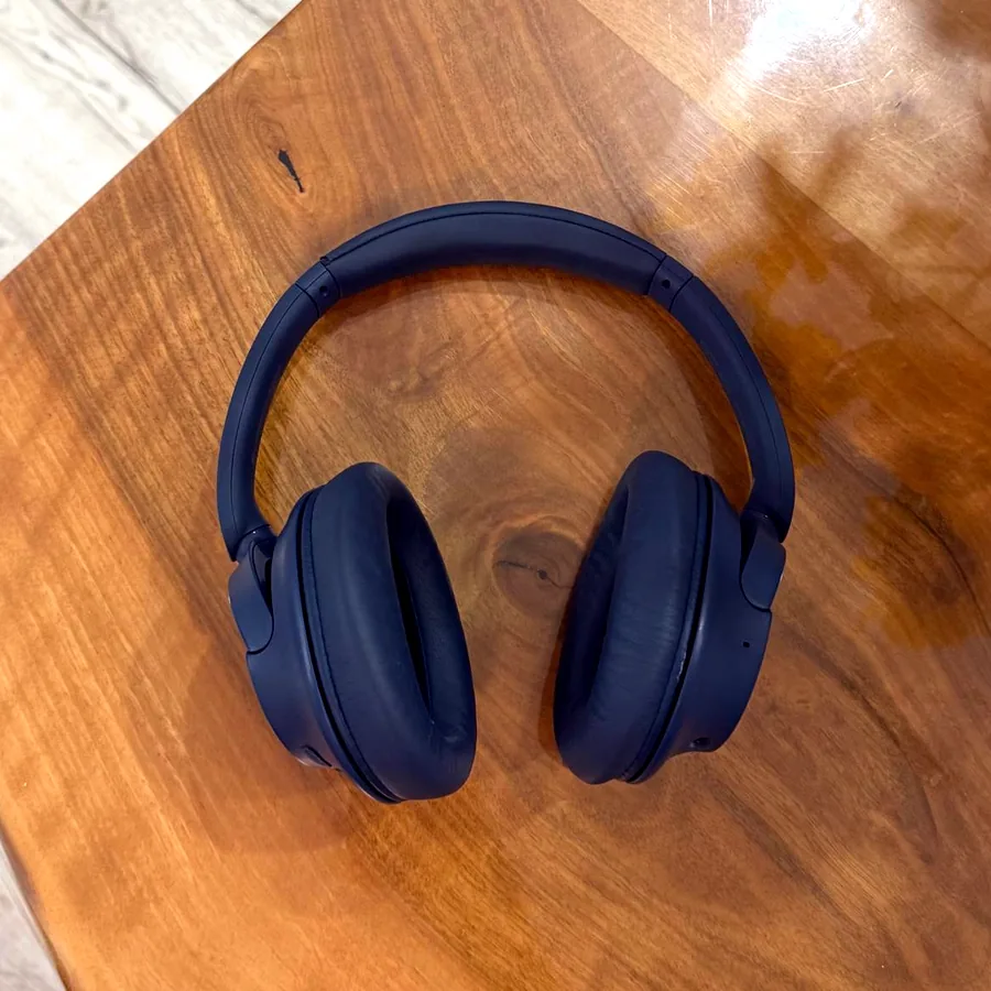 Наушники Sony WH-CH720N