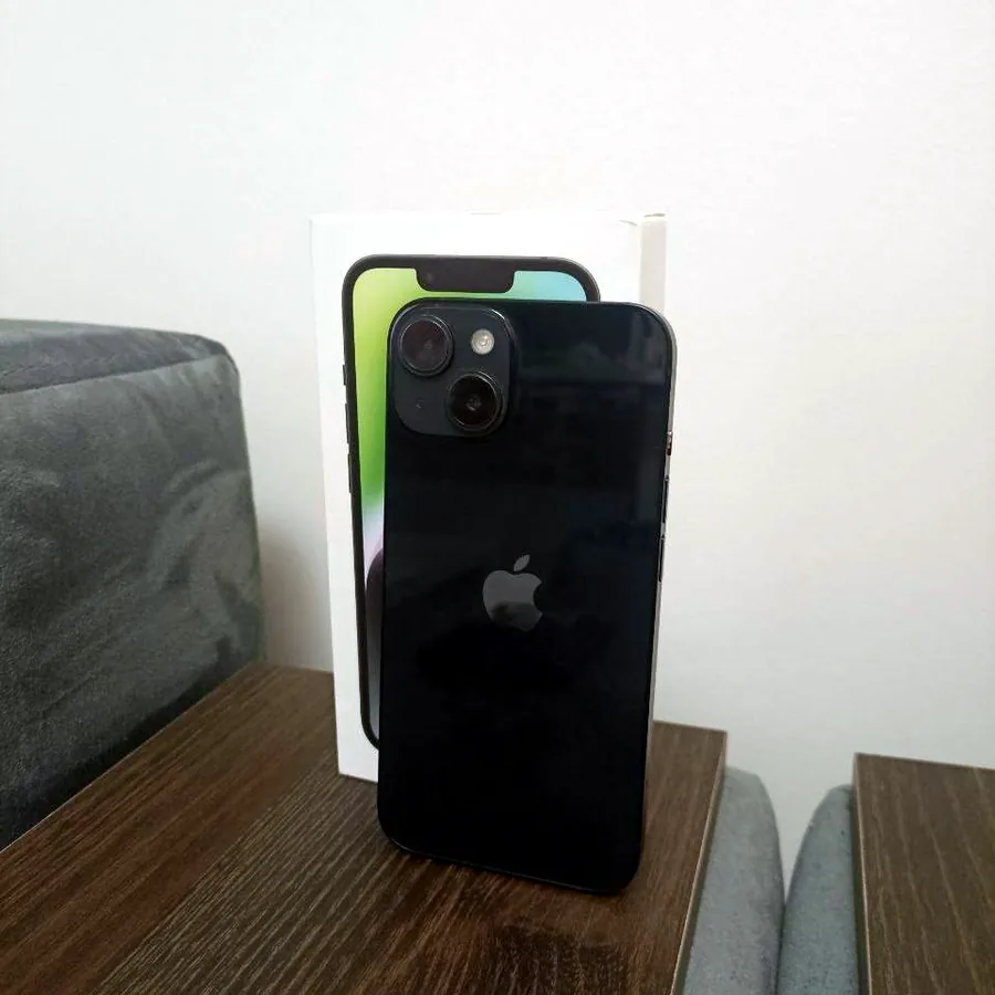 iPhone 14, состояние отличное, батарея 81%