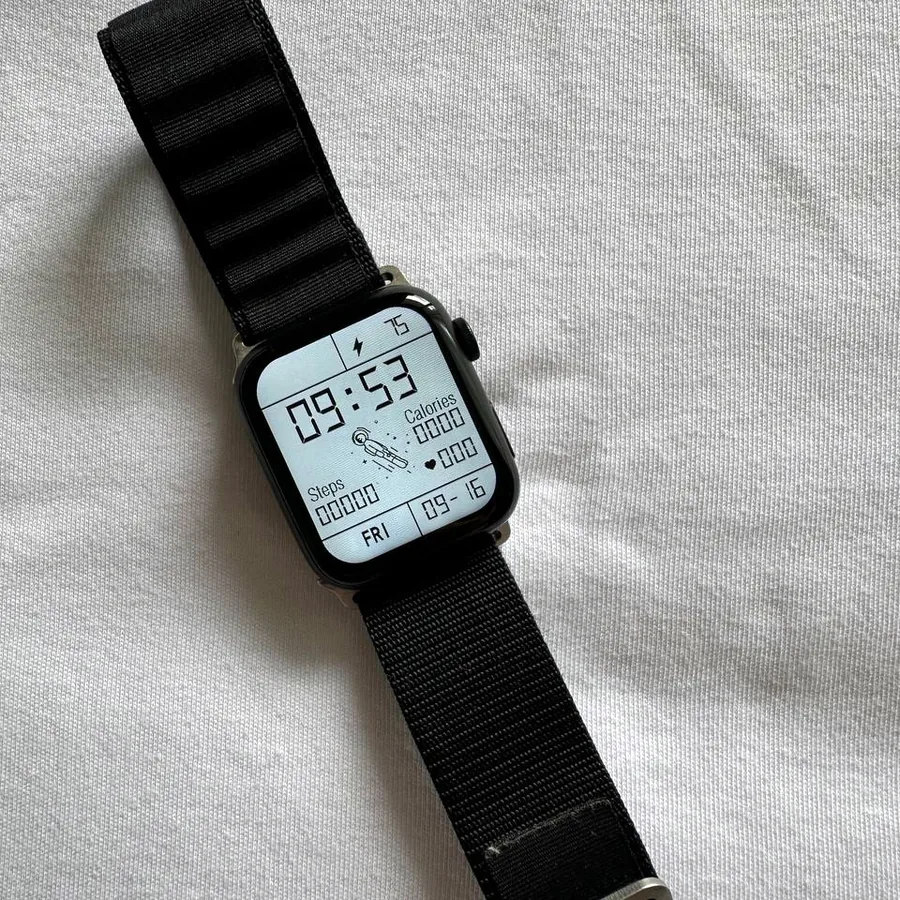 Apple Watch Series 7, 45 мм, 3 ремешка