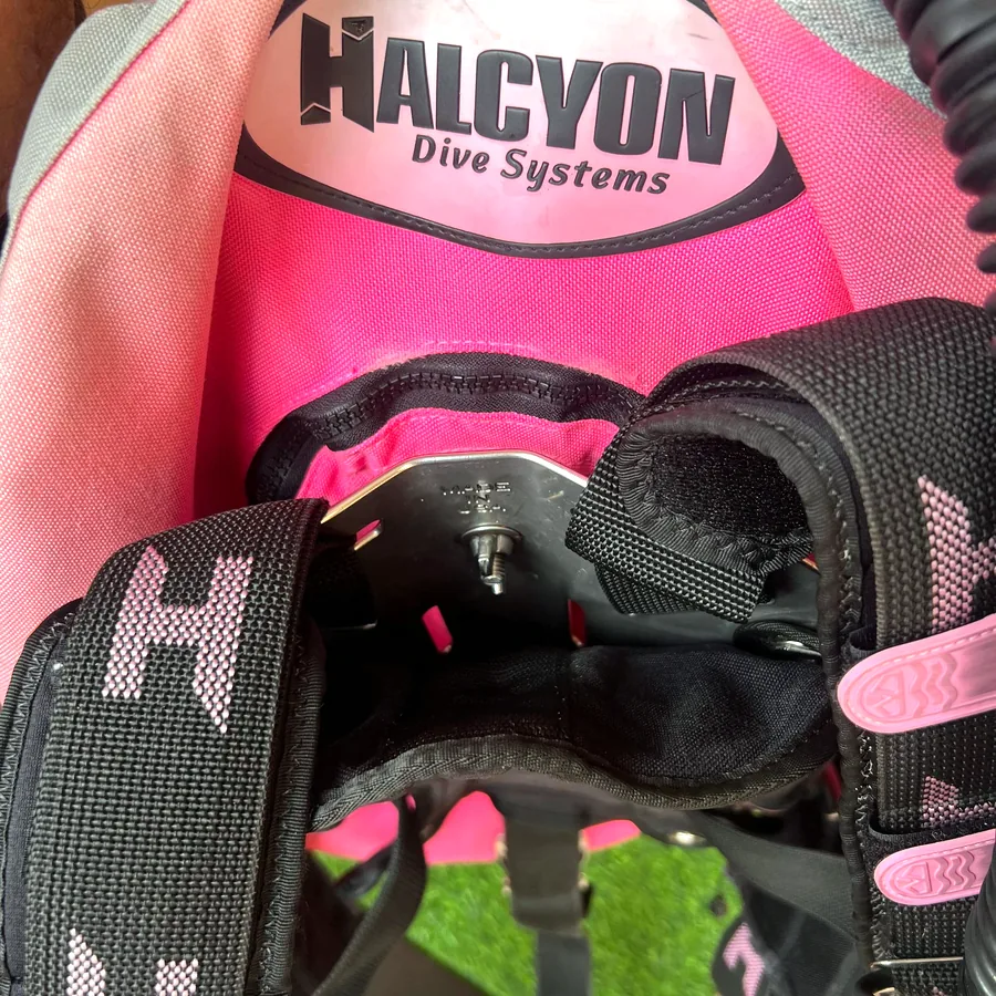 Halcyon 24L Diving Wing, отличное состояние