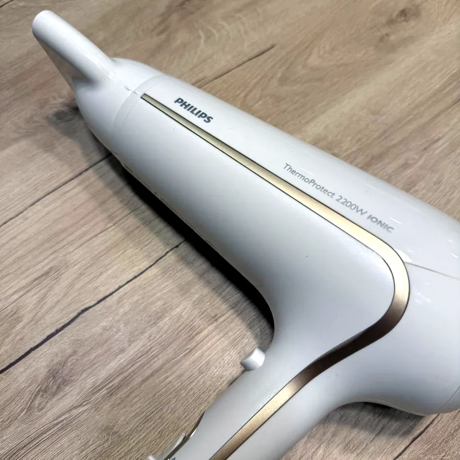 Фен Philips ThermoProtect 2200W Ionic с диффузором