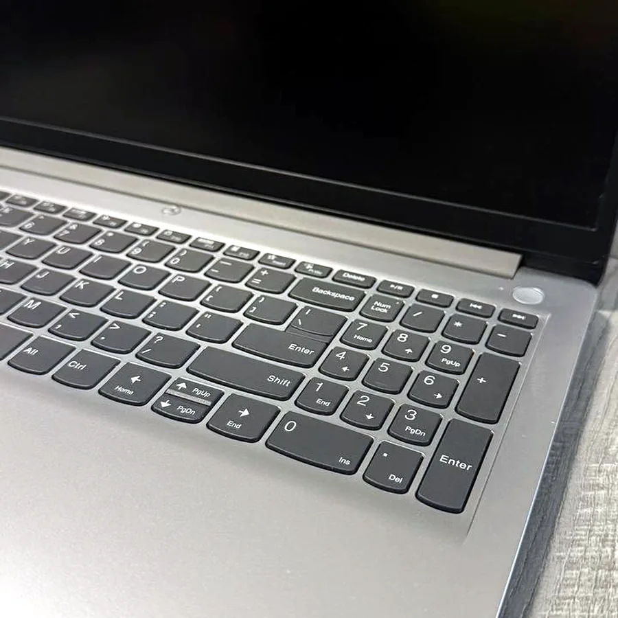 Ноутбук Lenovo 15.6 дюймов, Intel Core i5