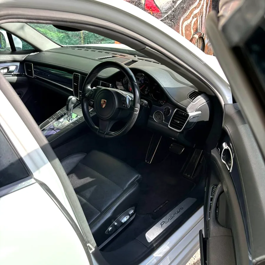 Porsche Panamera Diesel 2013, пробег 142 000 км