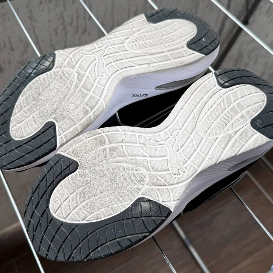 Кроссовки PUMA Softride Charm Sliptech, размер 38