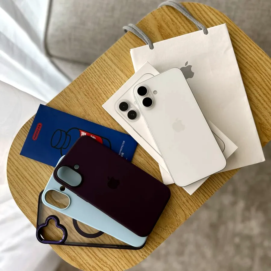 iPhone 16 Plus 256 GB, состояние идеальное