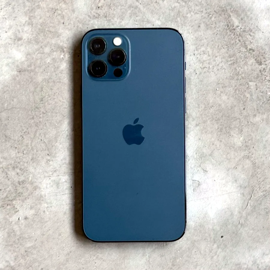 iPhone 12 Pro, 128 GB, отличное состояние