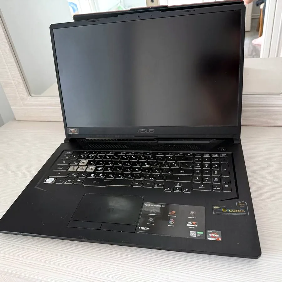 Ноутбук 17,3 дюйма, GTX1650, 16 ГБ ОЗУ, 500 ГБ SSD