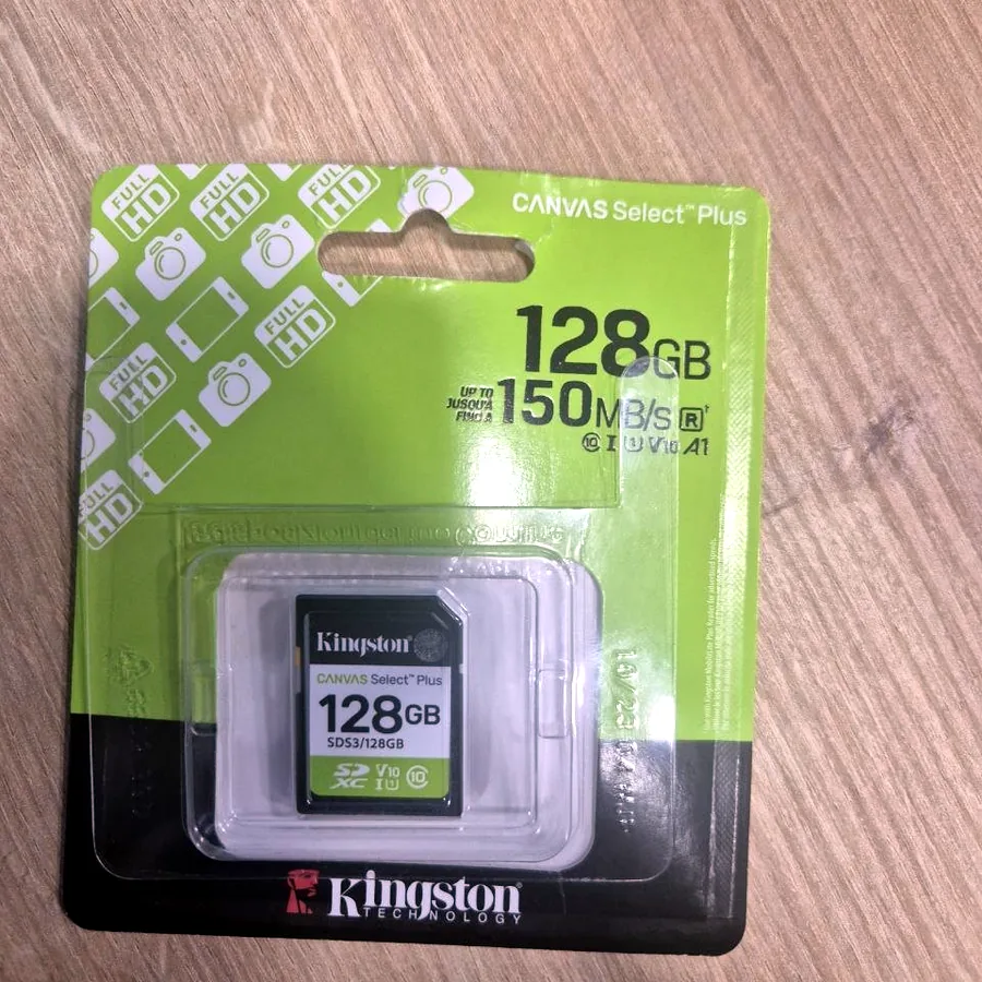 Карта памяти Kingston SDXC 128 ГБ, новая