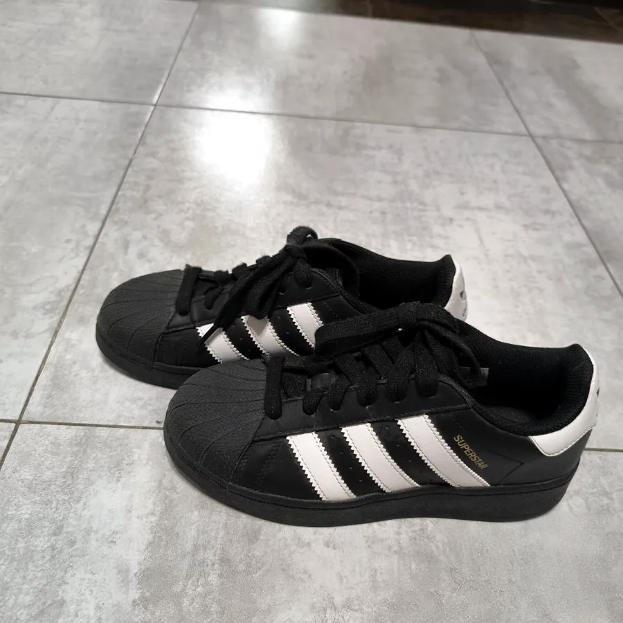 Кроссовки Adidas Superstar, US 6.5, оригинал