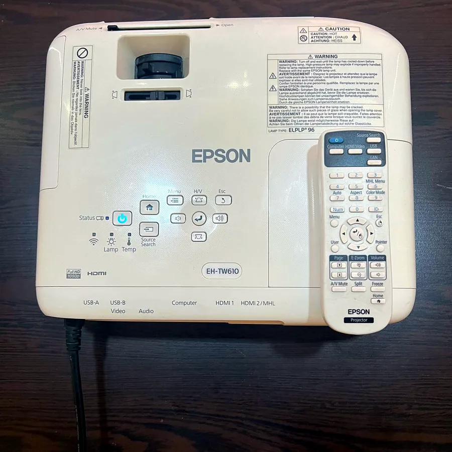 Проектор Epson EH-TW610 Full HD, лампа 560 часов