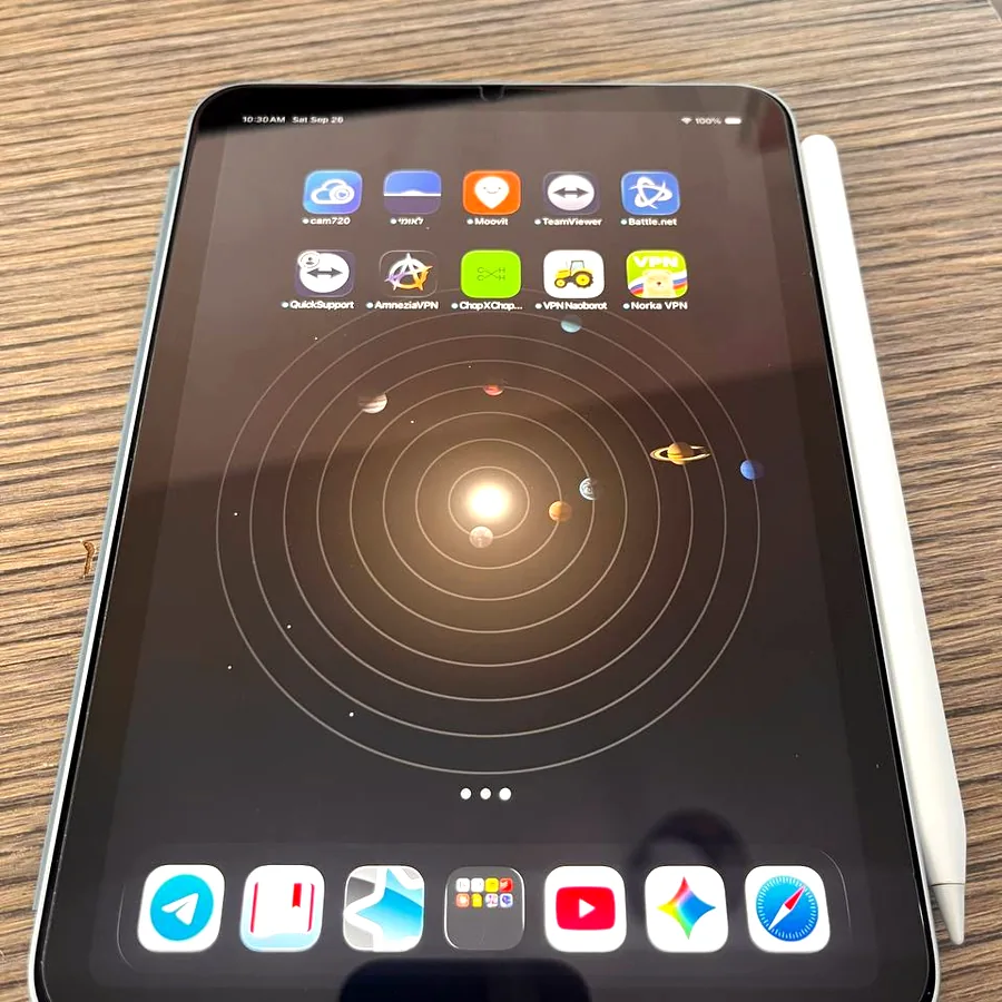 iPad mini 7 2024 blue 128 GB с аксессуарами