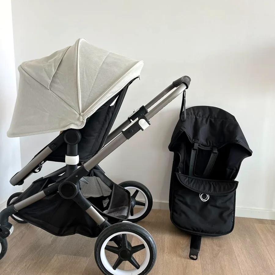 Коляска Bugaboo Fox 3 с люлькой