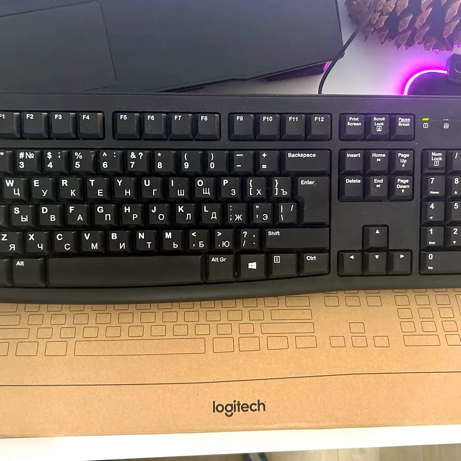 Клавиатура Logitech