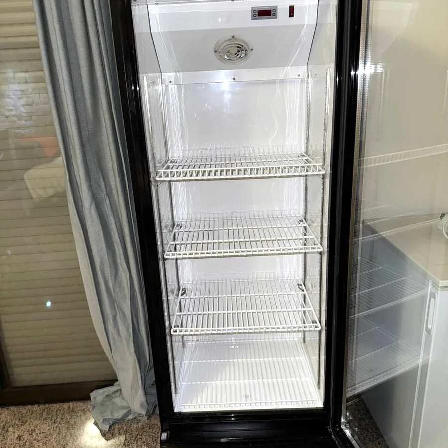 Холодильник-витрина GastroHero ECO 278