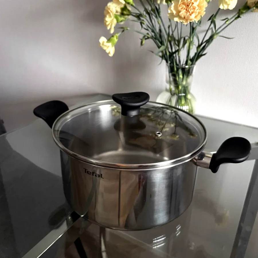 Кастрюля Tefal 4 литра новая