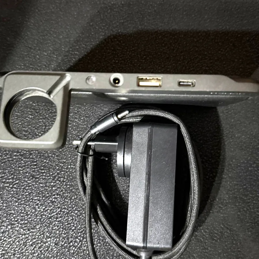 Original Nomad Qi Wireless Charging для Apple