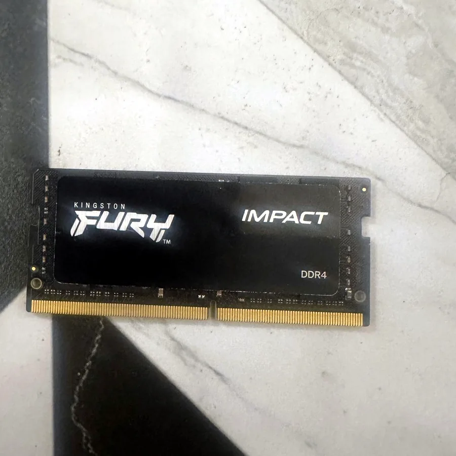 Комплектующие ПК и планка DDR4 8 ГБ