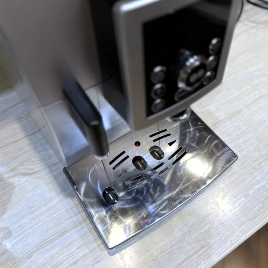 Кофемашина Delonghi, идеальное состояние