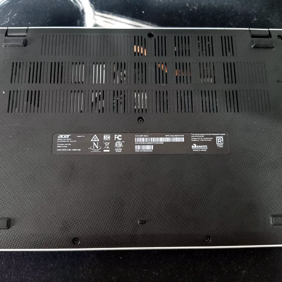 Ноутбук Acer Aspire 3 14, Intel Core i3, отличное состояние