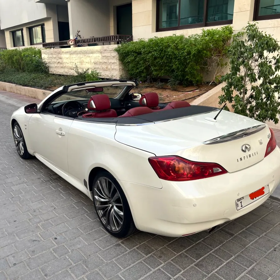 Infiniti Q60 3.7 2016, пробег 155 000 км