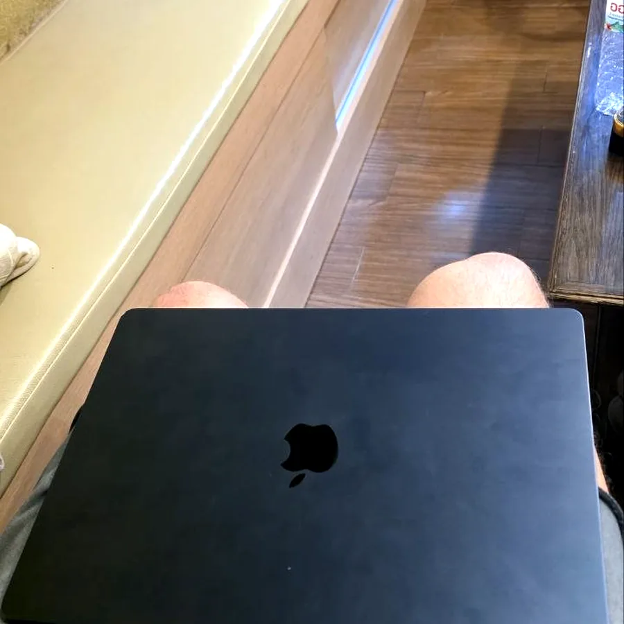 MacBook Air 15 M2 2023, аккумулятор 88%