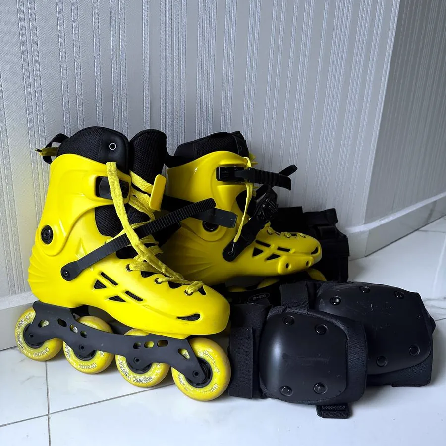 Роликовые коньки Micro MT, размер 42