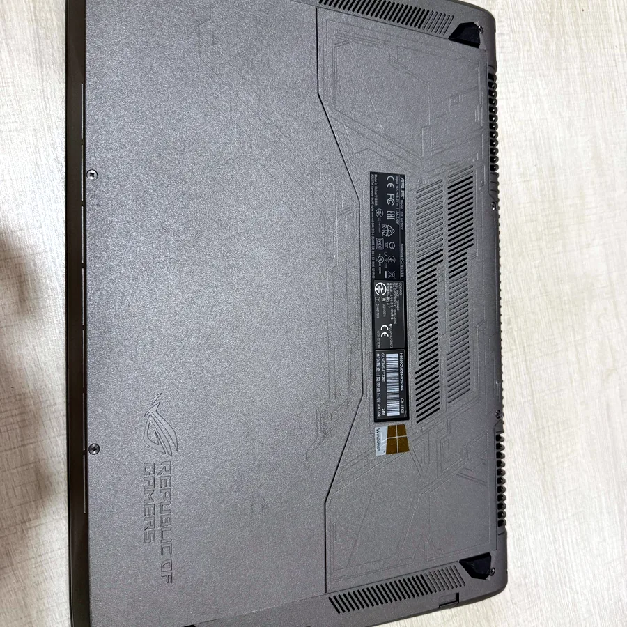 Ноутбук ASUS ROG Strix GL502VSK, i7, GTX 1070