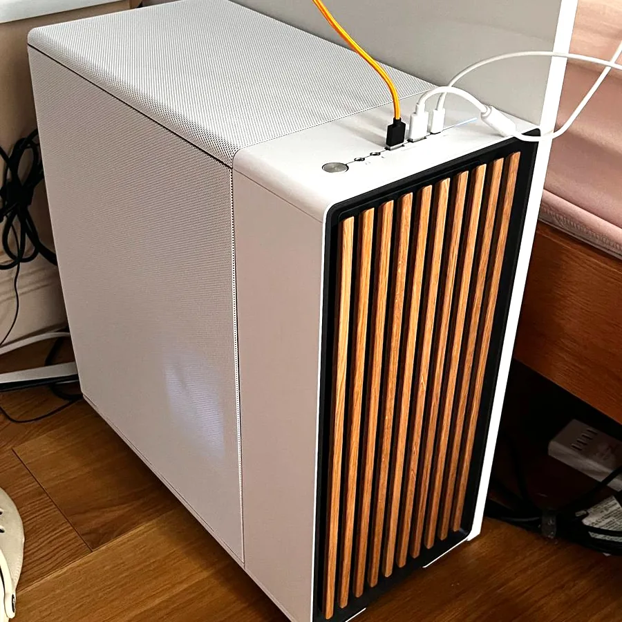Корпус Fractal Design North Mesh с вентиляторами