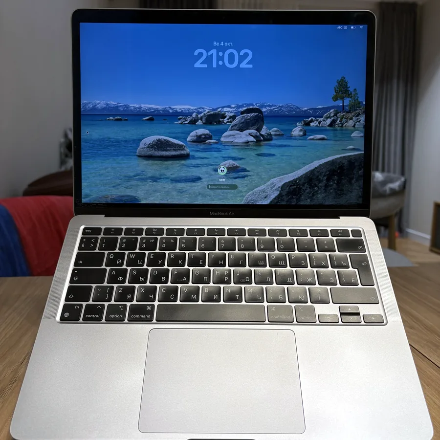 MacBook Air M1, 16 ГБ, 256 ГБ