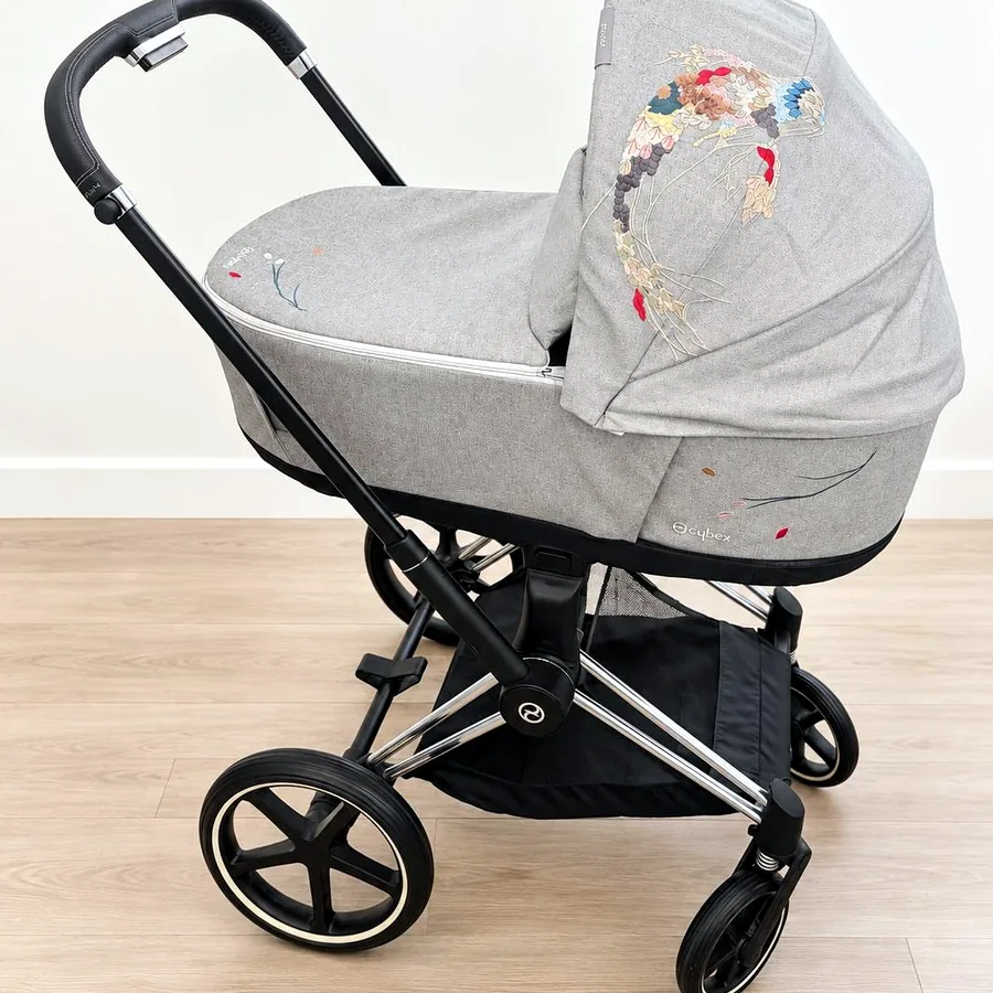 Коляска Cybex Priam 4 Koi Crystallized, Mid Grey