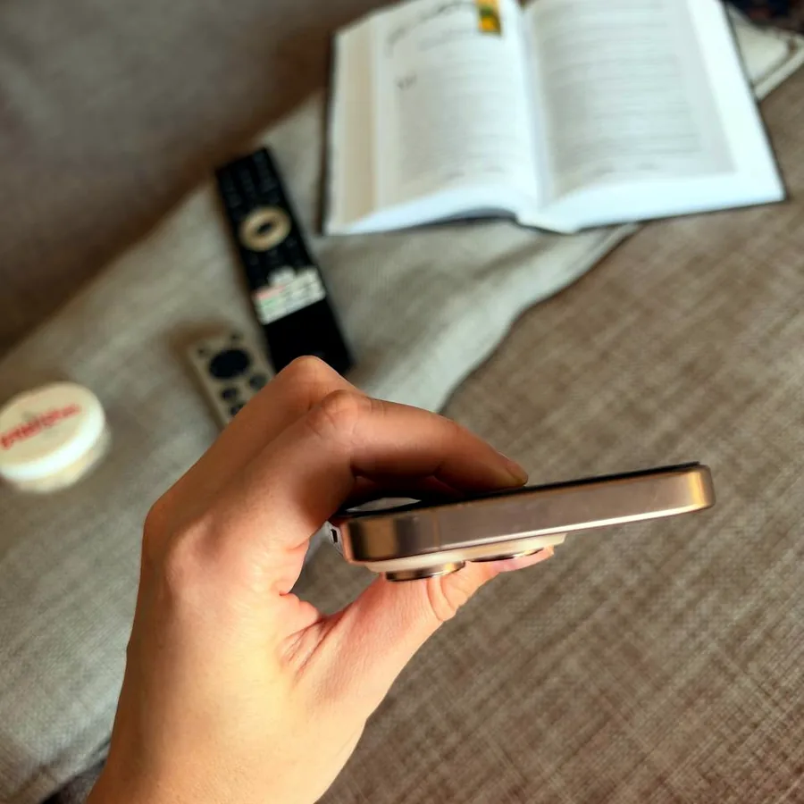 iPhone 16 Pro, 128 ГБ, хорошее состояние