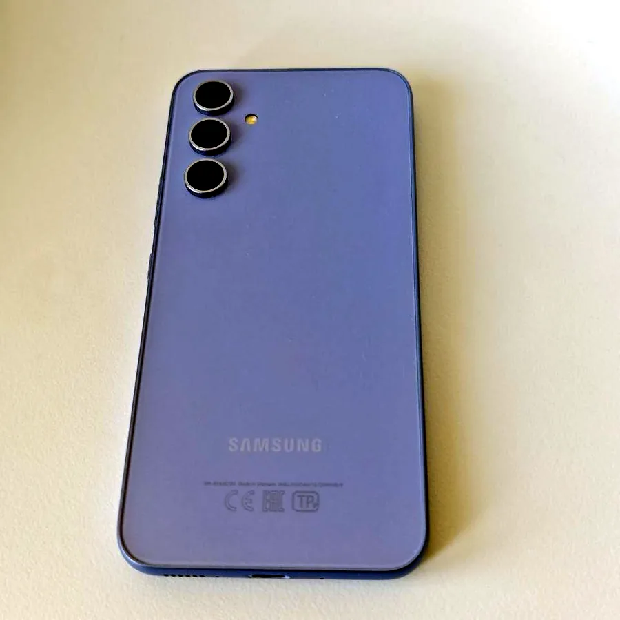 Samsung Galaxy A54 256 GB, идеальное состояние