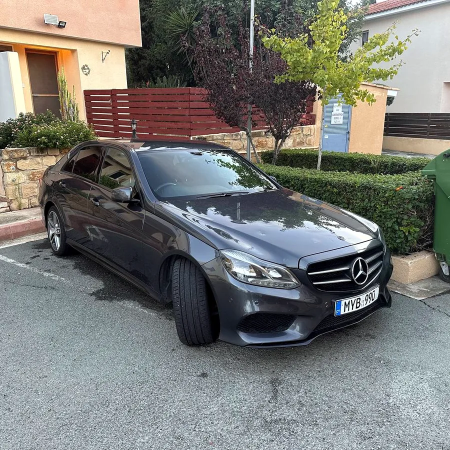 Mercedes E-Class 2013, 255 000 км пробега