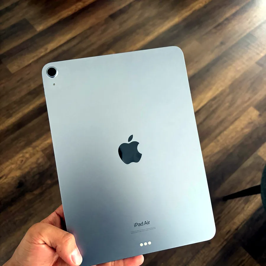 iPad Air 5th gen, M1, 64GB