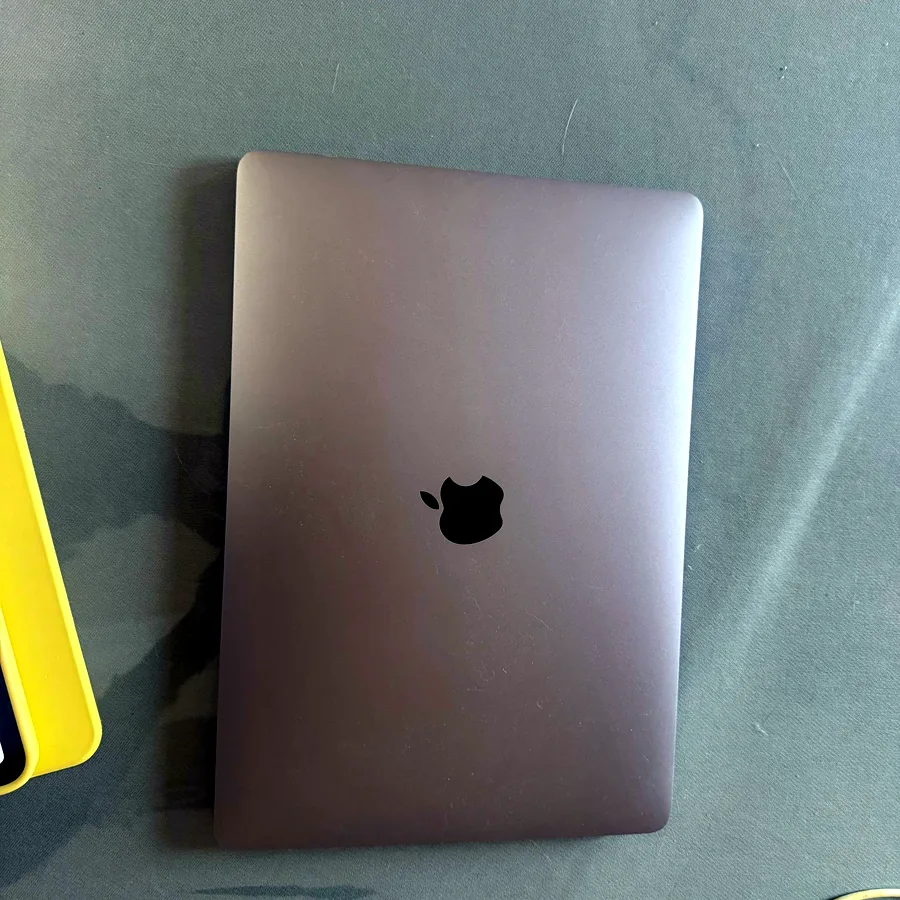 Apple MacBook Pro 2019, 13 дюймов