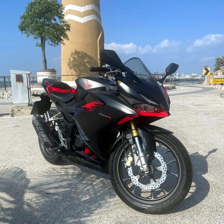 Honda CBR150 2023, аренда в Паттайе