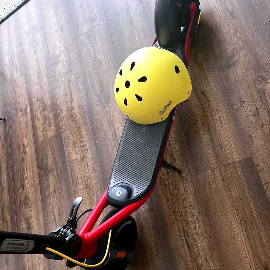 Самокат Ninebot, состояние новое