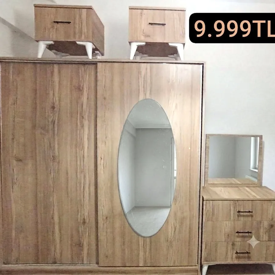Спальный гарнитур: шкаф, комод, тумбы