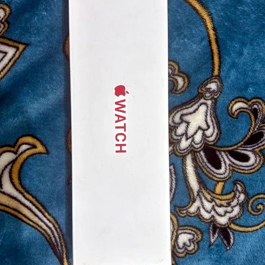 Apple Watch Series 9 GPS 45 mm красные