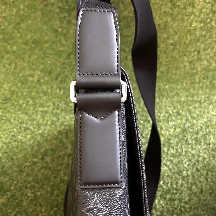 Сумка Louis Vuitton District PM Monogram, оригинал