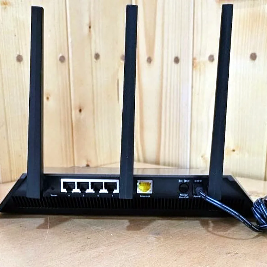 Роутер Netgear ACL 1900