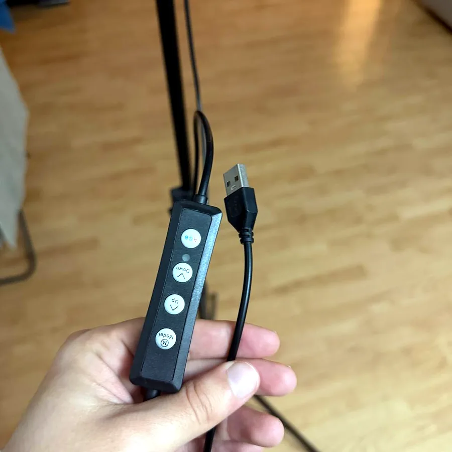 Штатив для телефона с USB, 180 см